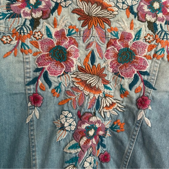Johnny Was Nena Floral-Embroidered Denim Jacket | Sz Small - Picture 10 of 12